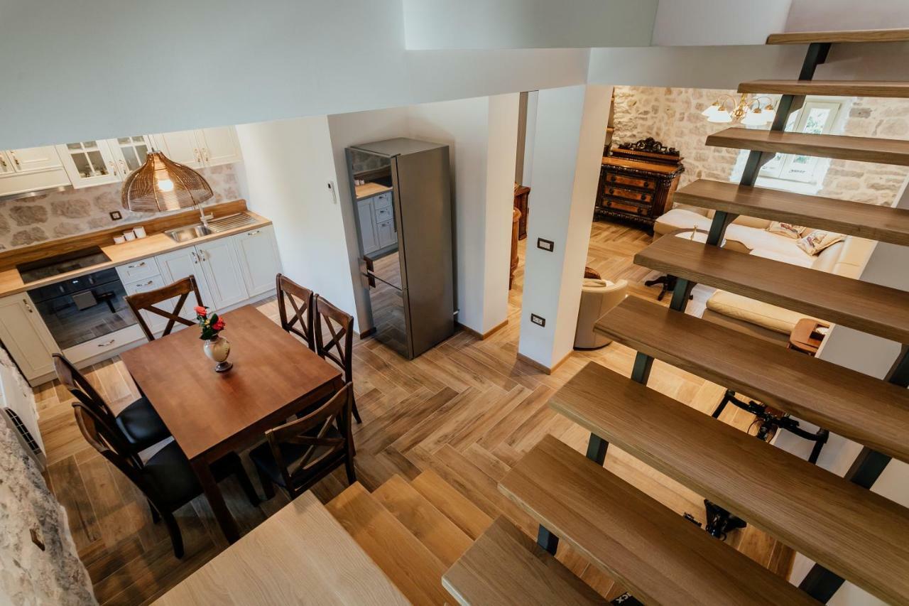 Magnolia Apartment โกตอร์ ภายนอก รูปภาพ